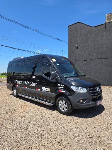 Van Mercedes-Benz Sprinter executiva Pruden Master 3090 Premium
